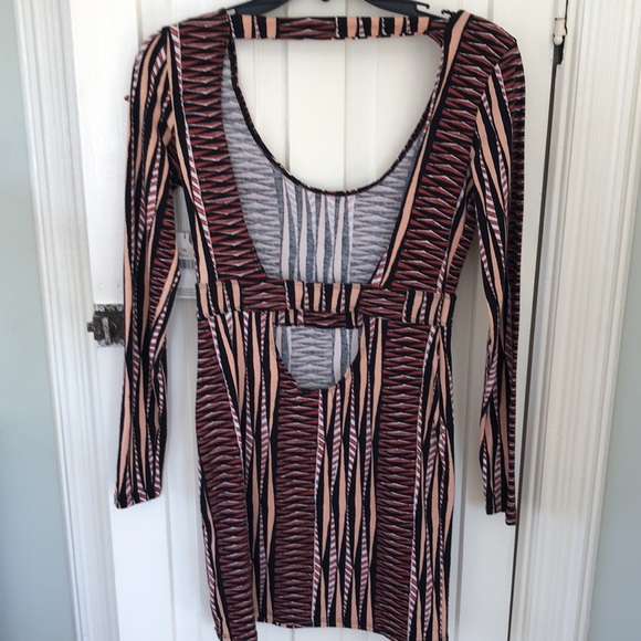 Volcom Low back dress - Picture 2 of 4